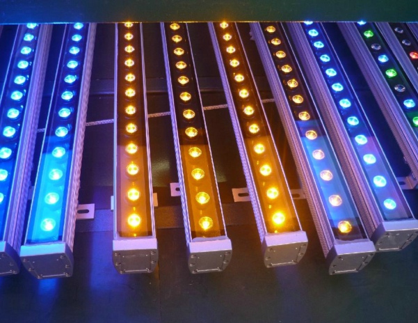 <b>ȪоQX5241Ҫ(yng)ͲLED LED(q)(dng)Դ</b>